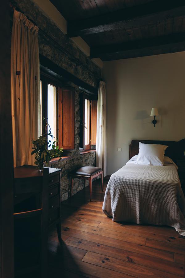 Hotel Caldas Caldes De Boi Luaran gambar